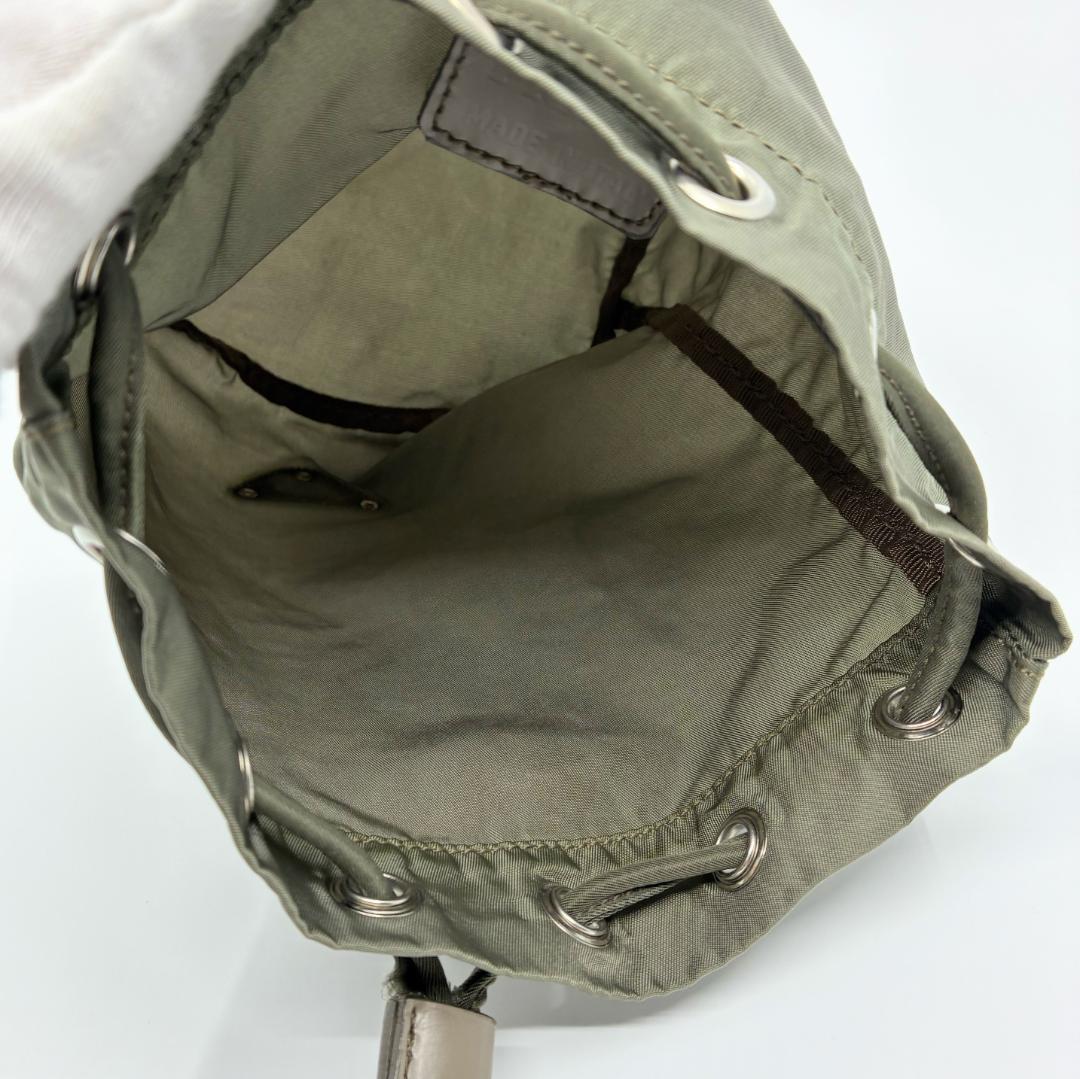 PRADA プラダ 巾着ポーチ カーキ A1362A2