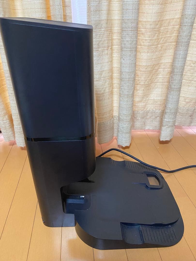 中古美品　iRobot roomba i3 ルンバ /クリーンベース