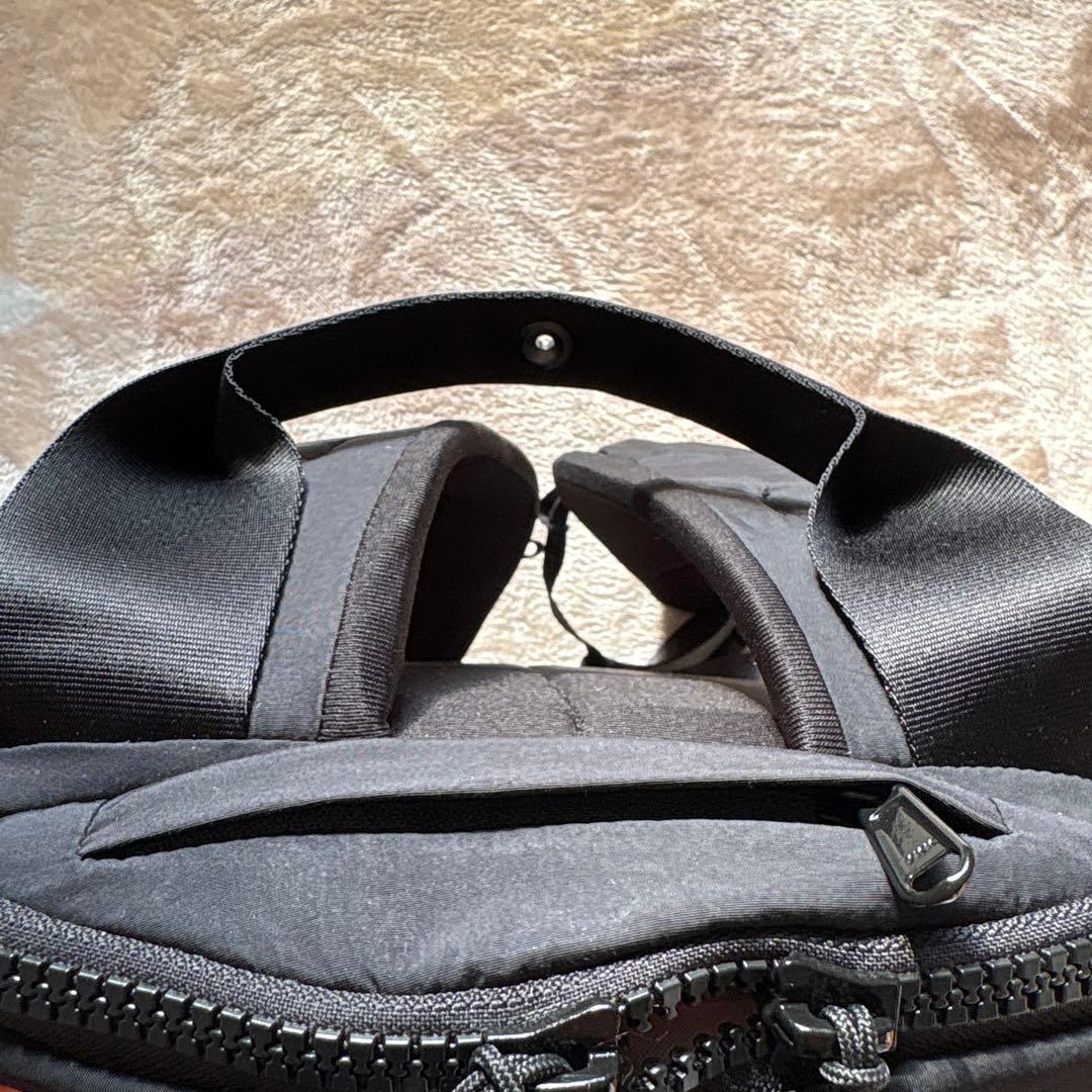 THE NORTH FACE W ネバーストップ デイパック リュック