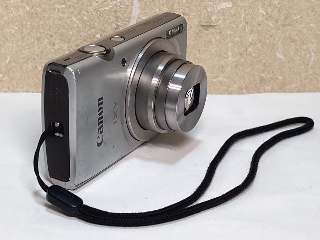 Canon IXY 200 デジタルカメラ ジャンク