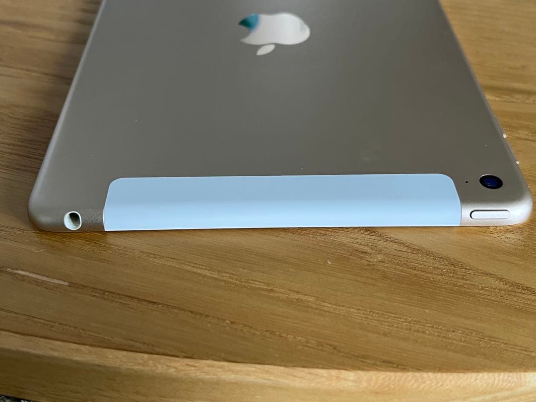 Apple iPad mini 4 ゴールド 本体