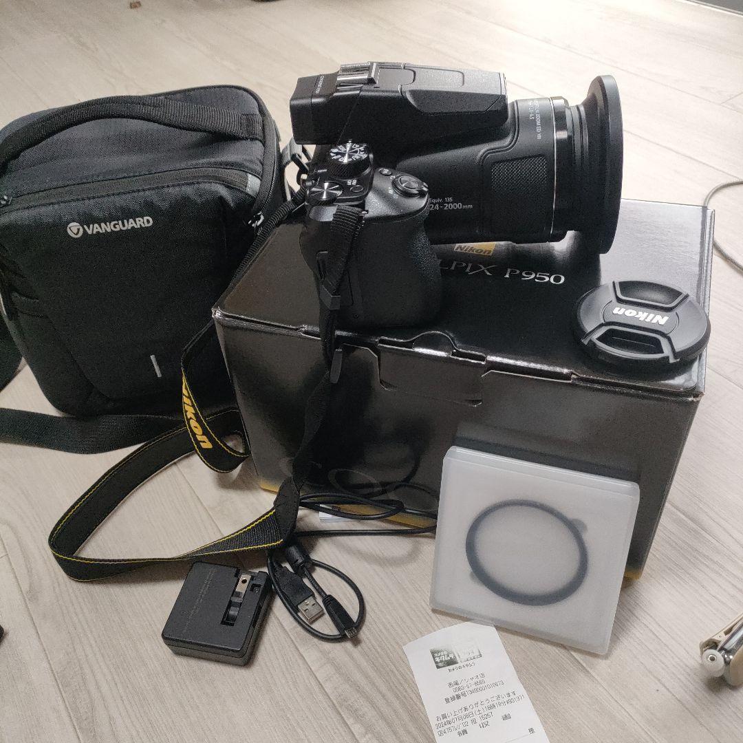 NIKON COOLPIX P950 撮影可能枚数：100 枚