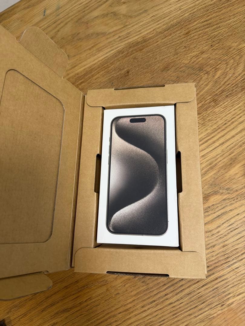 Apple iPhone 15 Pro 256GB SIMフリー　本日価格