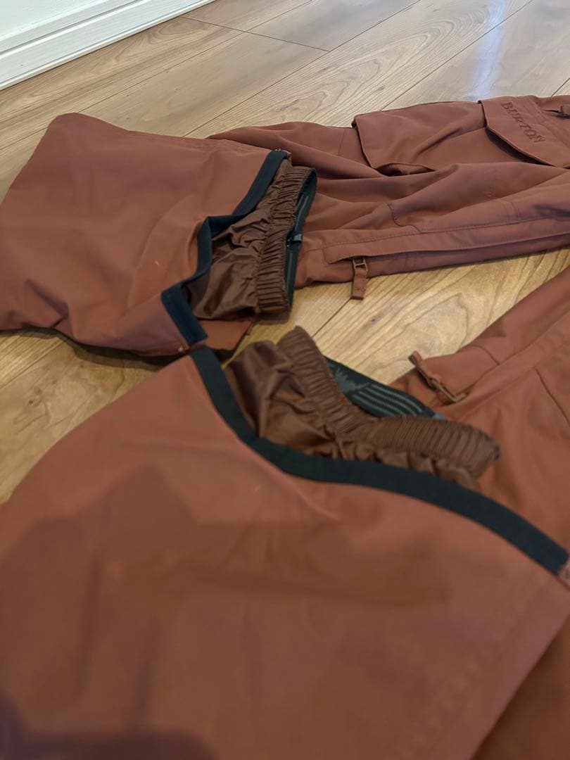 BURTON　 スノーボードウェア ジャケット　上下セット　Sサイズ　バートン