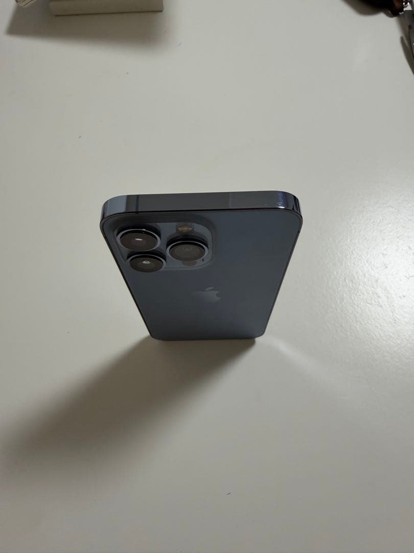 iPhone13Pro シエラブルー　Apple