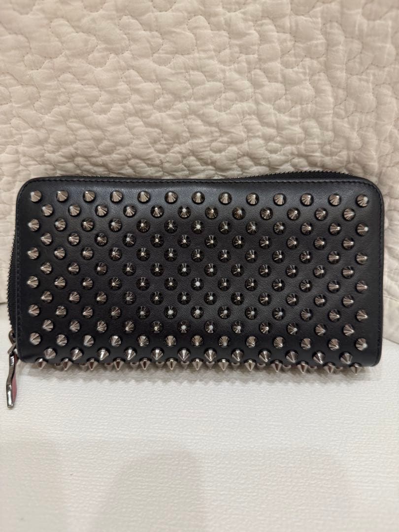 Christian Louboutin スタッズ装飾 ブラック 長財布