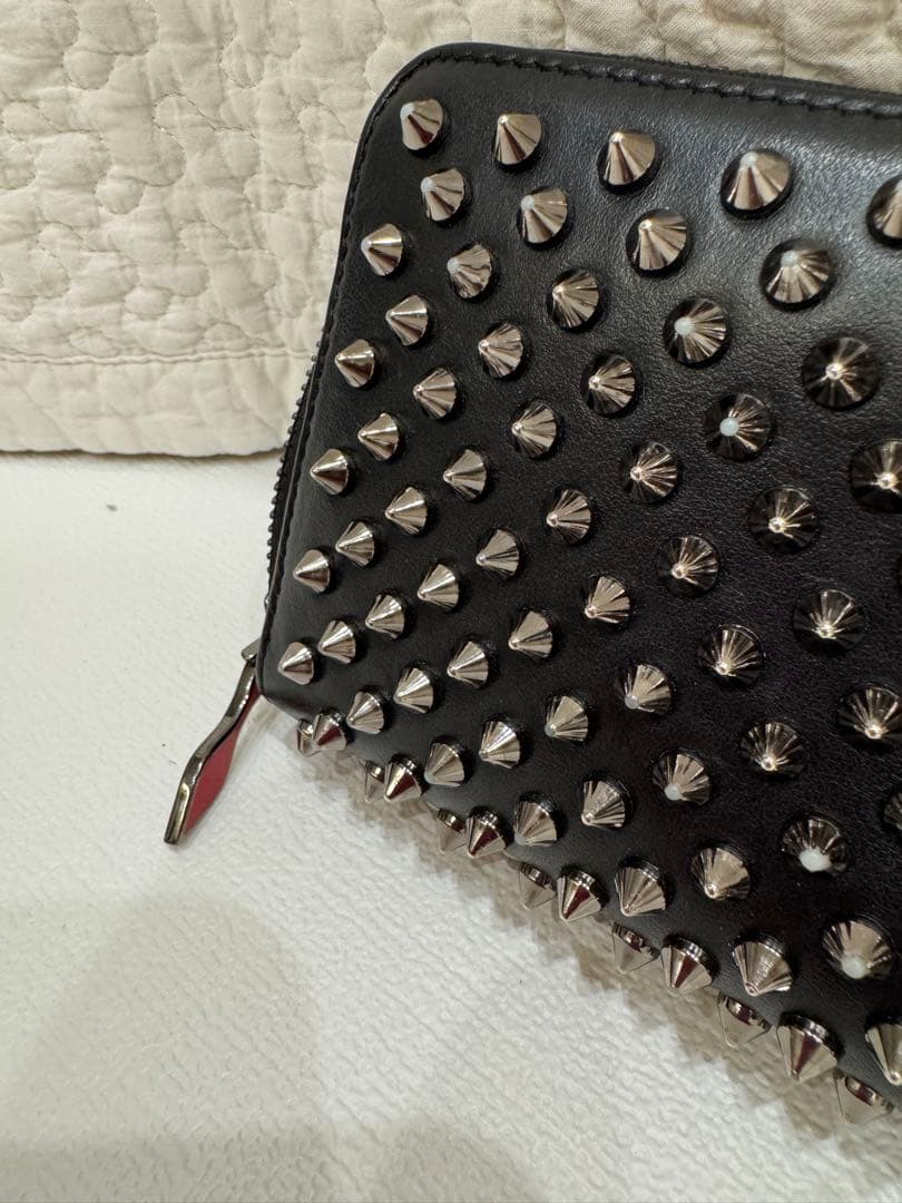 Christian Louboutin スタッズ装飾 ブラック 長財布