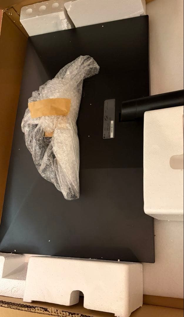 LG モニター　32MN600P B 32インチ