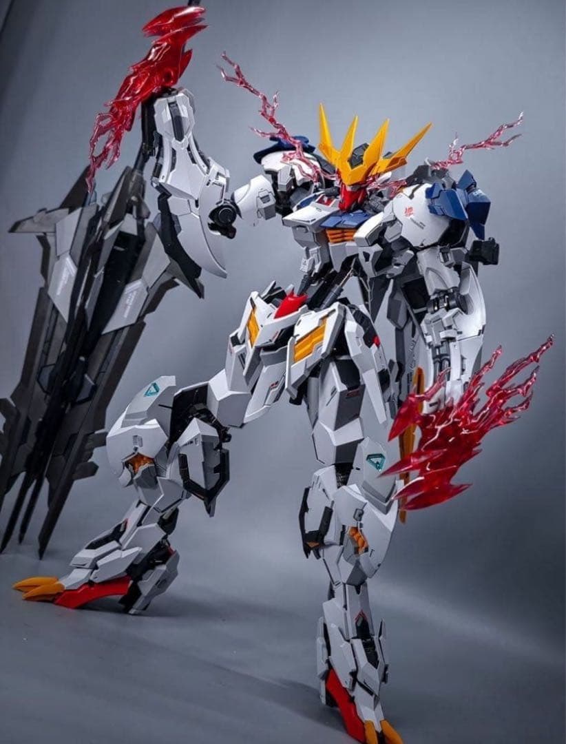 1/100 狼王　バルバトスルプスレクス　ダイキャスト付き　プラモデル