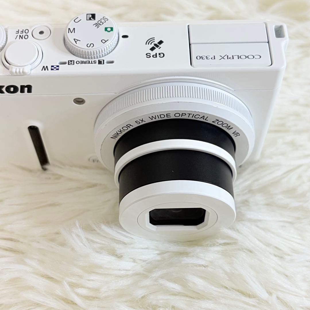 Nikon COOLPIX P330 ホワイト