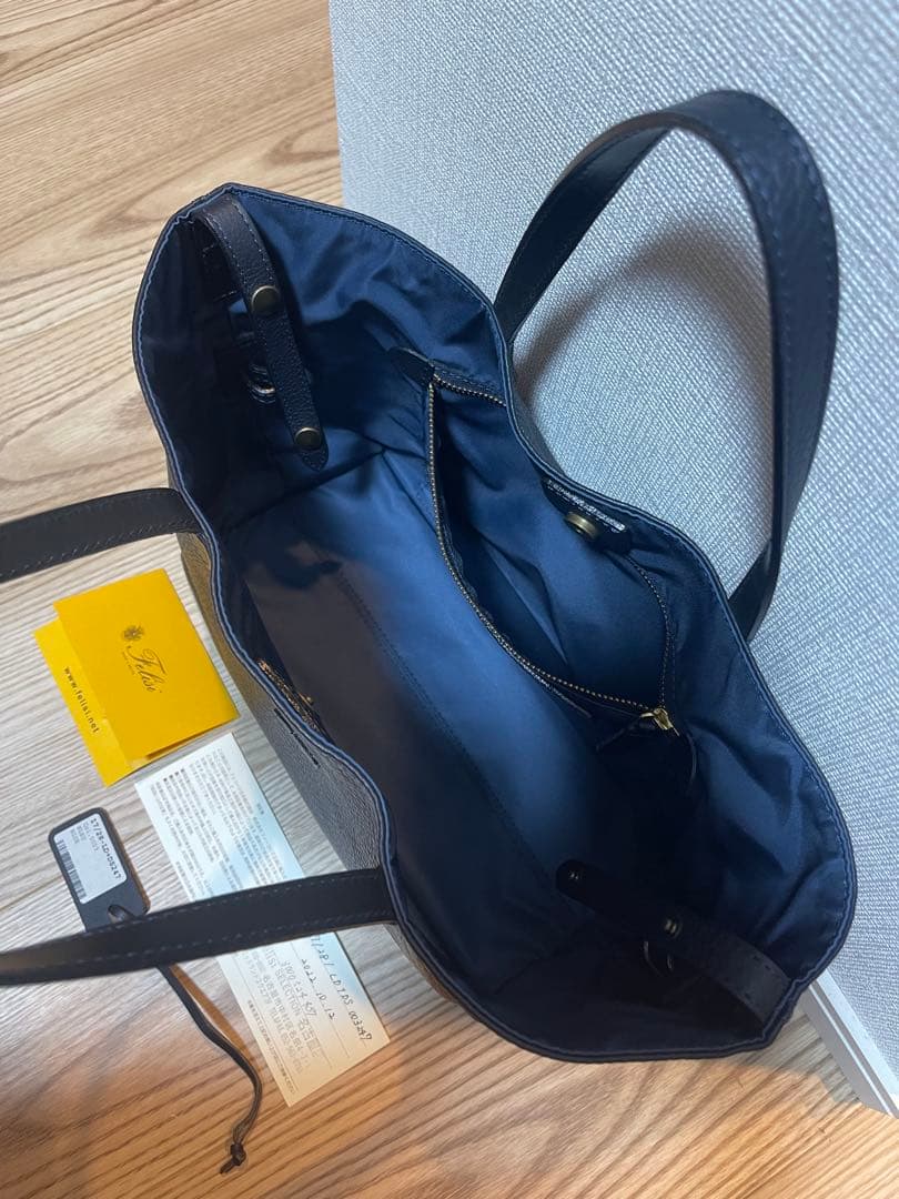 フェリージ　レザートートバッグ　17/28