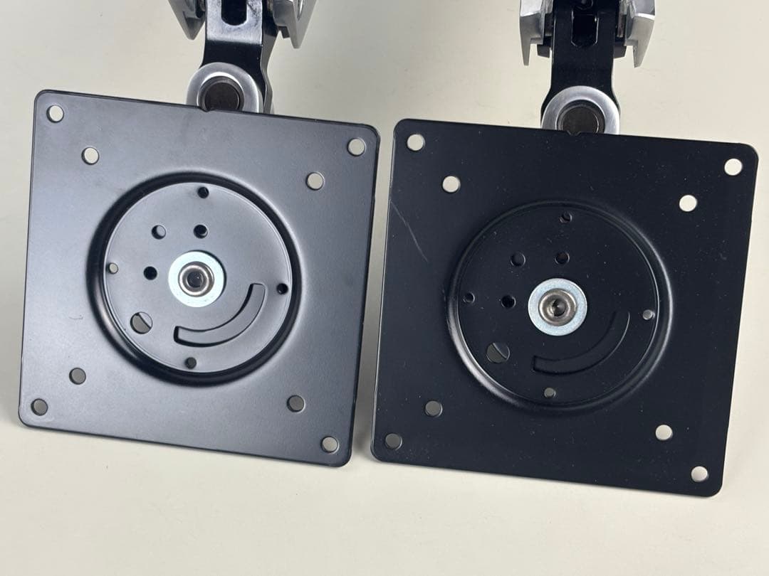 Ergotron エルゴトロン　モニターアーム 45-245-026 デュアル