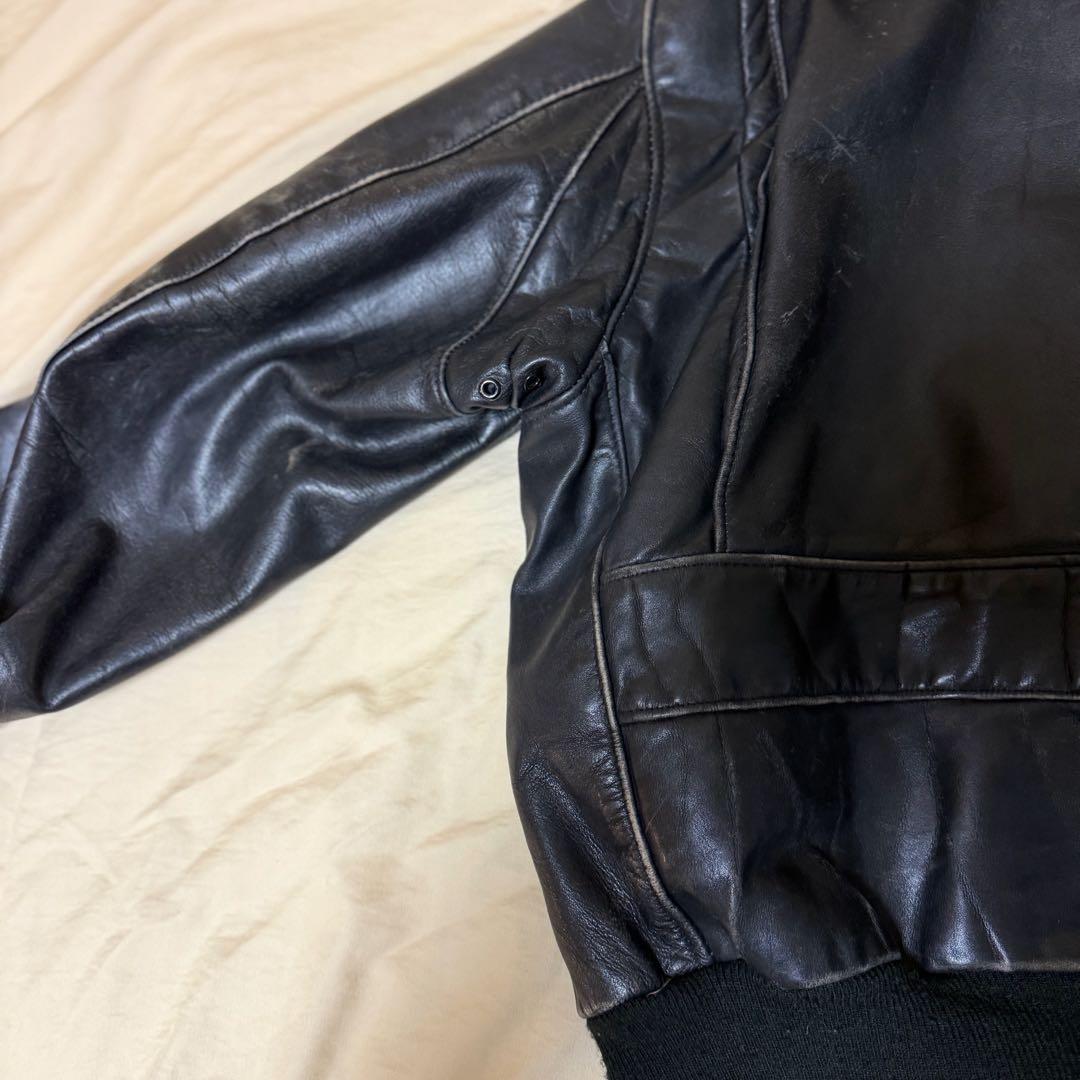 Schott（ショット）レザーボンバージャケット（フライトジャケット）