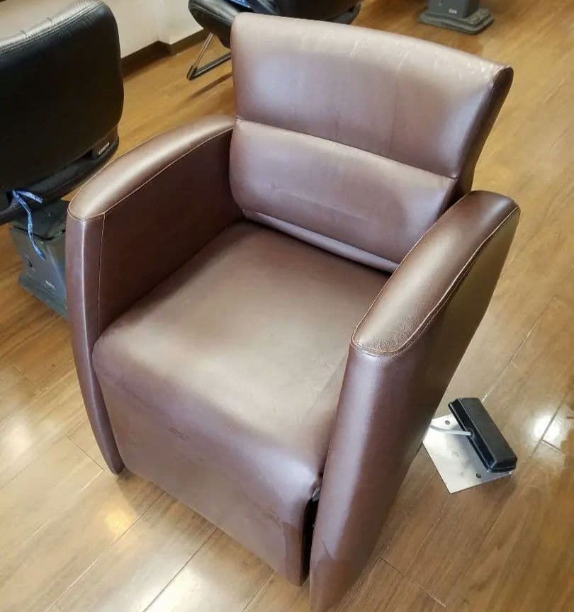 今だけお値下げして販売中です。大広 オオヒロ 美容院 シャンプー電動椅子