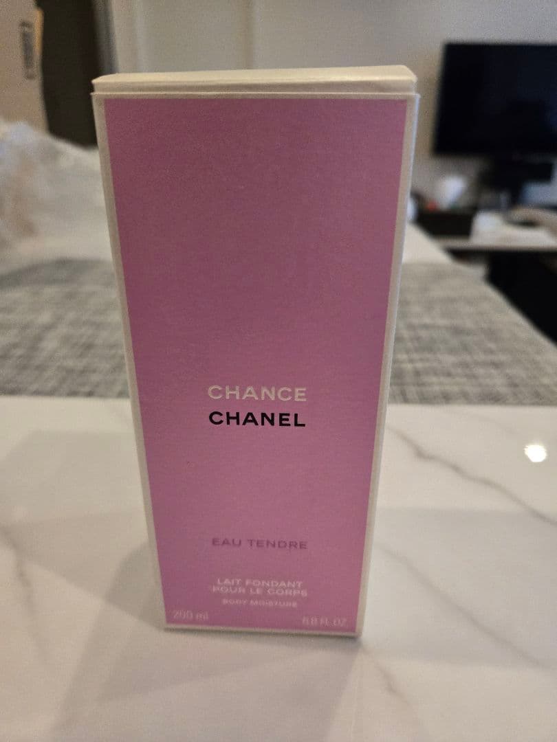 CHANEL　チャンス　ボディモイスチャー