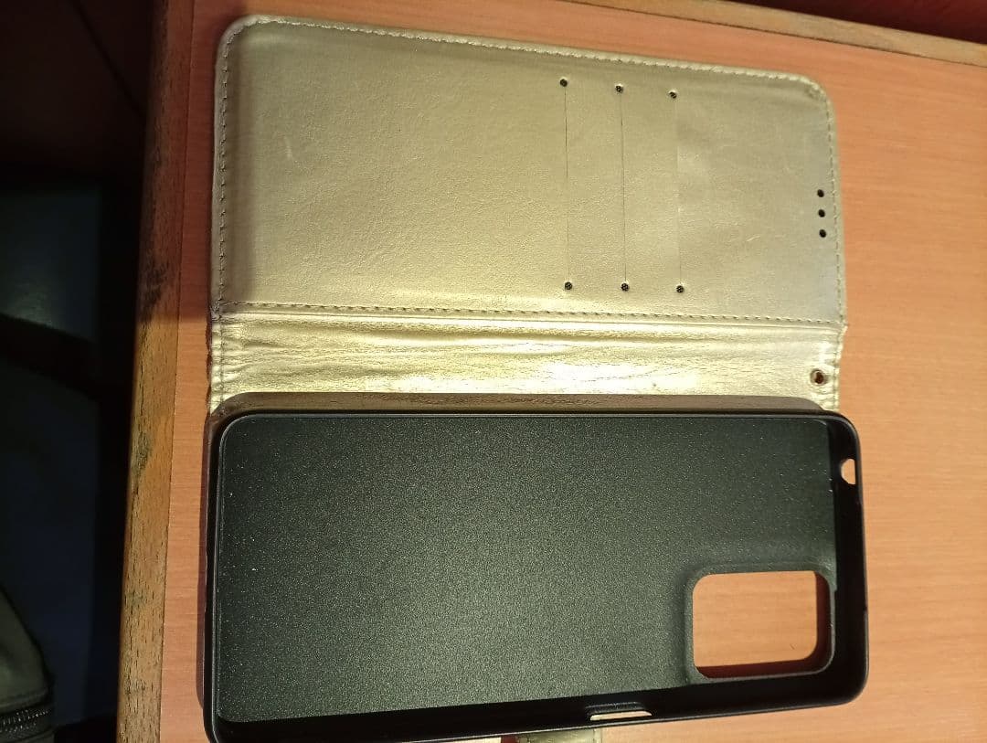 Motorola moto g24 スマートフォン デュアルカメラ 箱付き