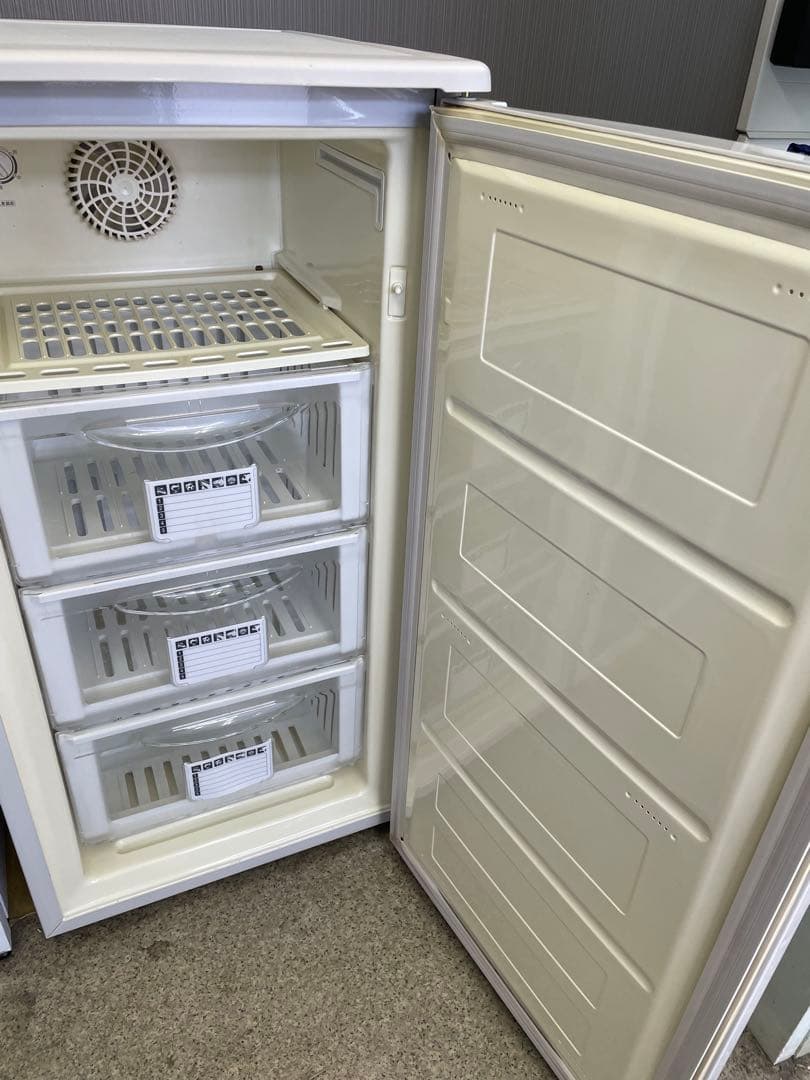 三ツ星貿易 MD-850FF 冷凍庫 85L アップライト型フリーザー