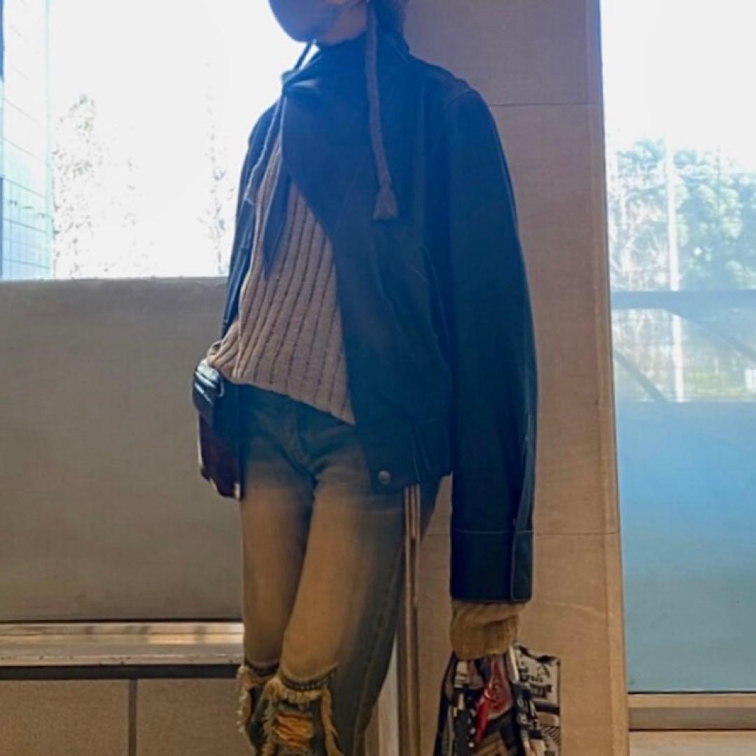 vejas レザー　スカーフ付き　ジャケット