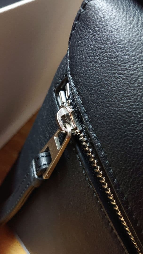 未使用 現行モデル LOEWE ロエベ パズル バムバッグ スモール 黒