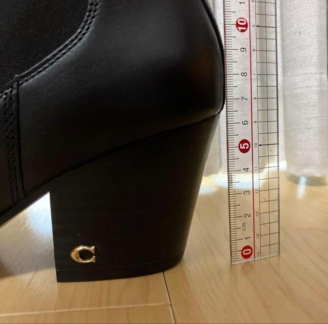 【ほぼ新品未使】コーチ　スタッズ付き　サイドゴアブーツ　ブラック