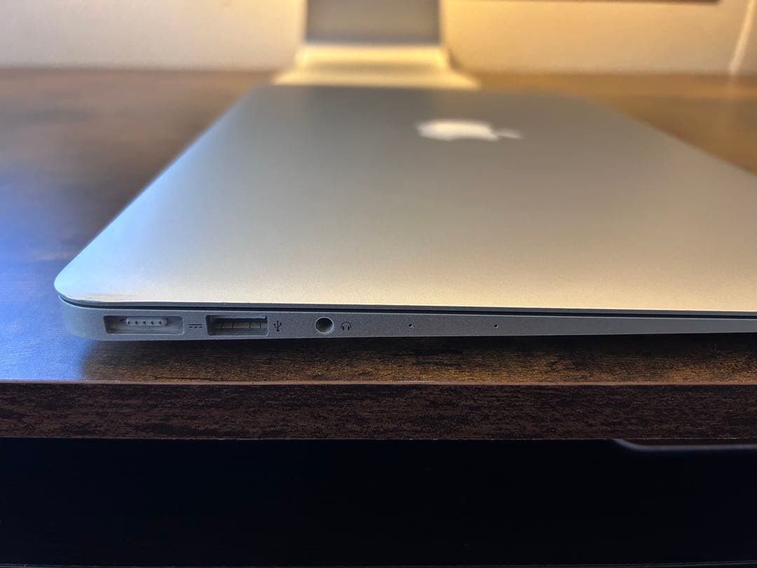 MacBook本体 MacBookAir 13-inch, Mid 2013 Core i5