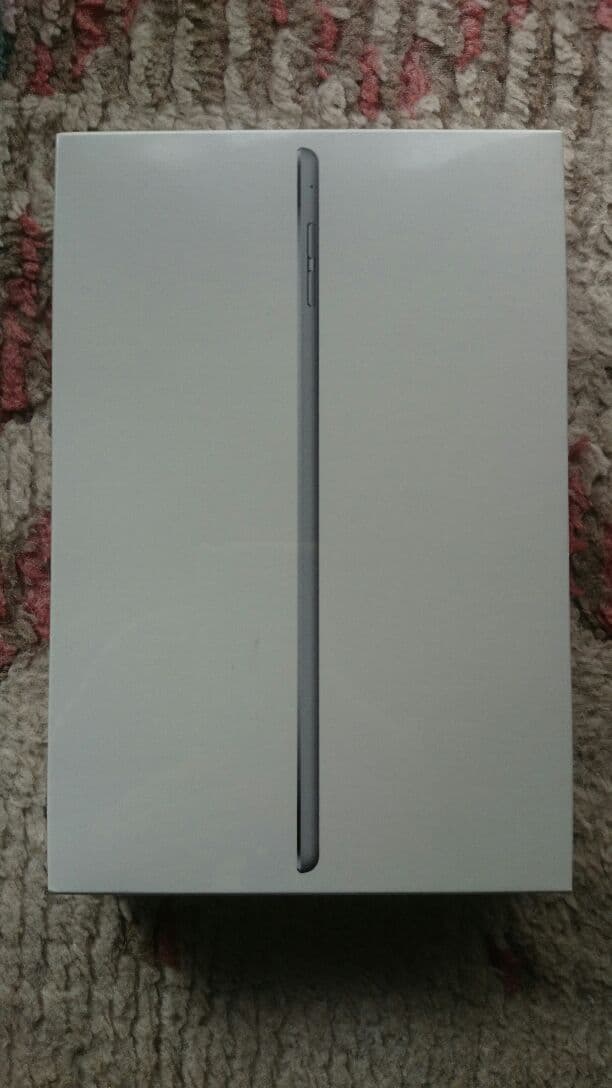 ipad mini4 16GB WiFiモデル