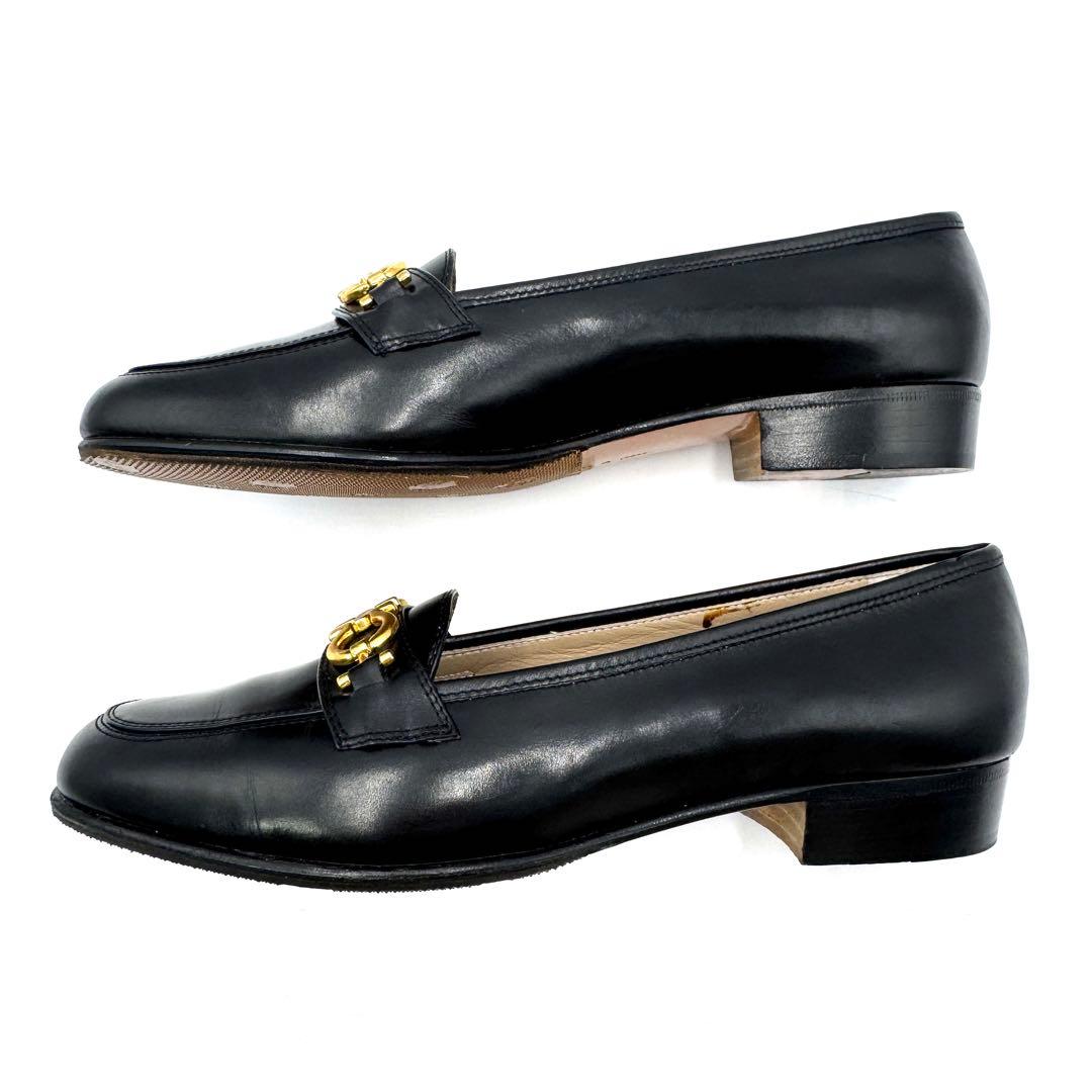 【美品】Ferragamo ガンチーニ ブラック ローファー 23.5㎝