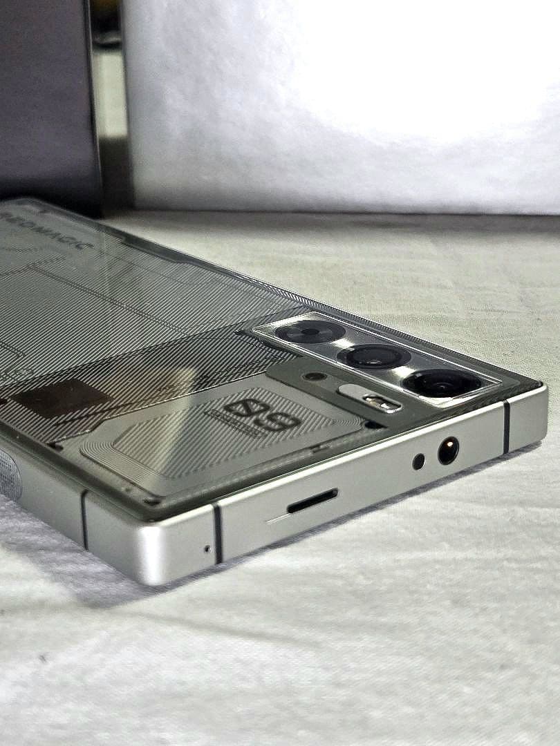 スマートフォン本体 REDMAGIC 9 Pro 16GB/512GB