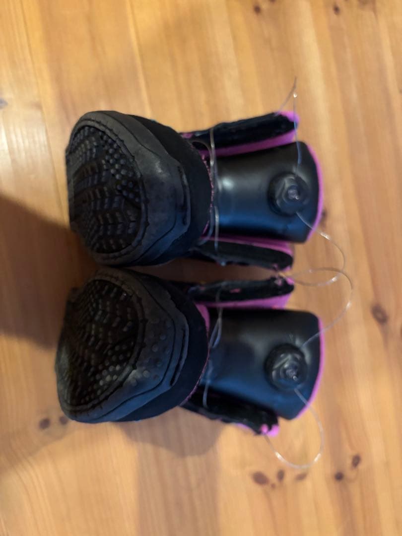 ロシニョールキッズスノーボード ビンディング 、ブーツ 、リーシュコードセット