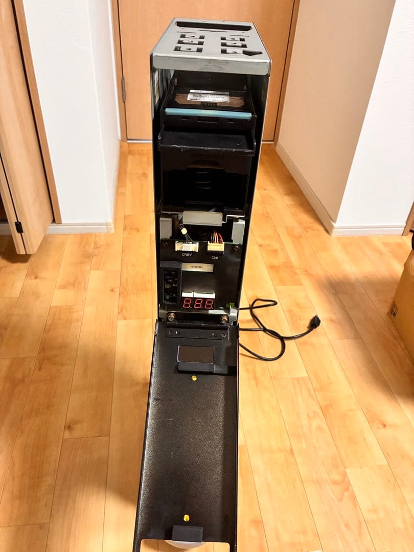 EMS-7F サンド型両替機　ジャンク品