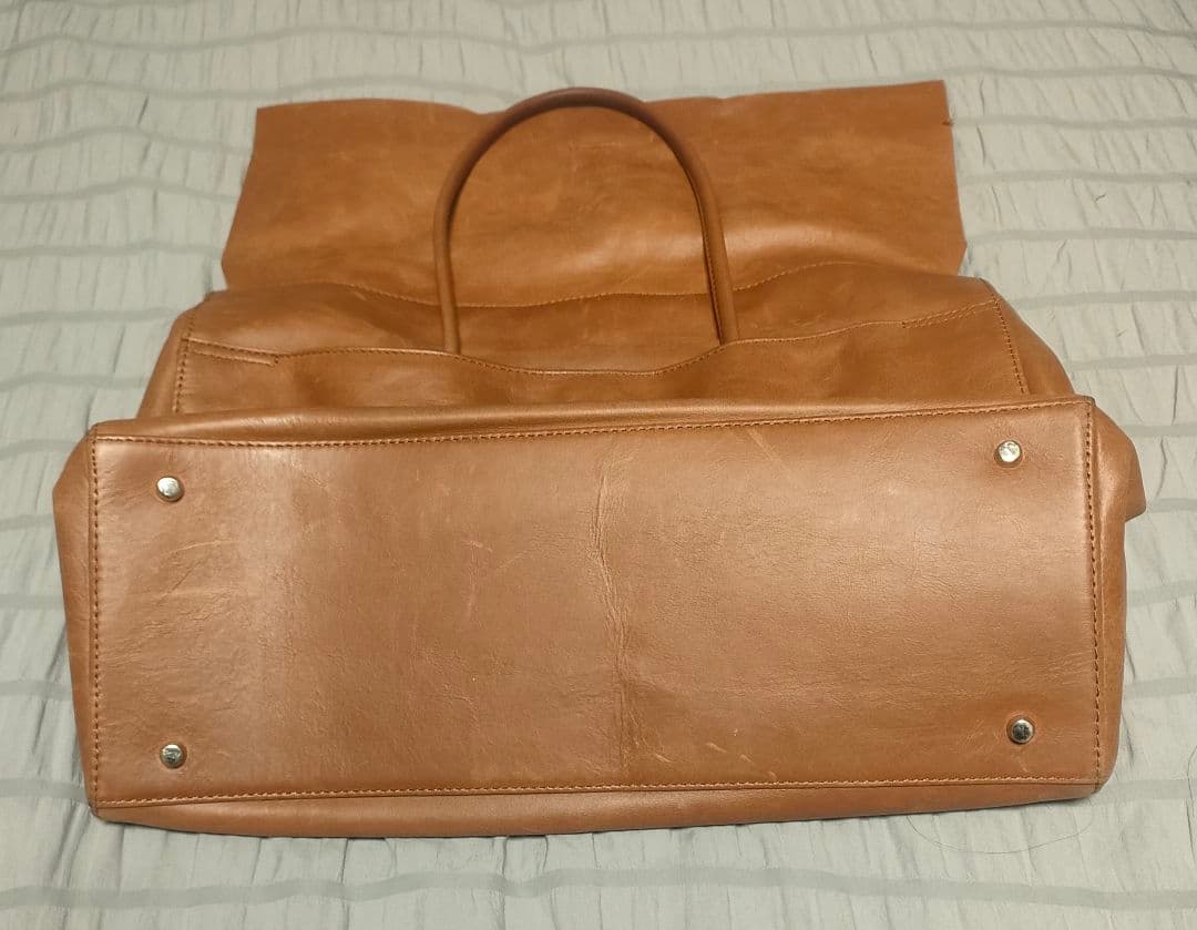 ウィムガゼット Hoaw. 牛革 フラップボストンバッグ ヴィンテージ加工