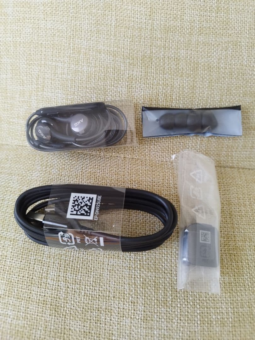 Galaxy S9 ライラックパープル・ワイヤレス充電器