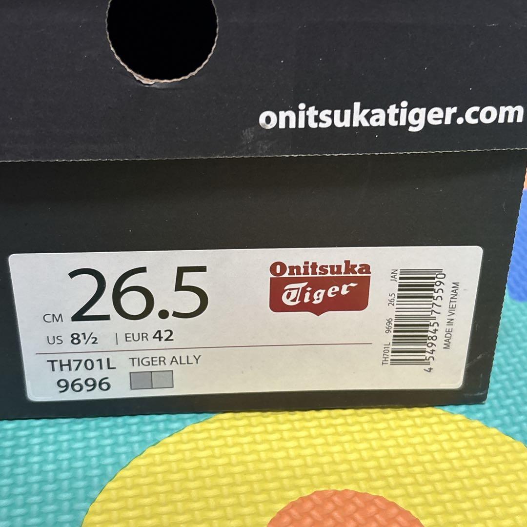 オニツカタイガー　タイガーアリー　グレー