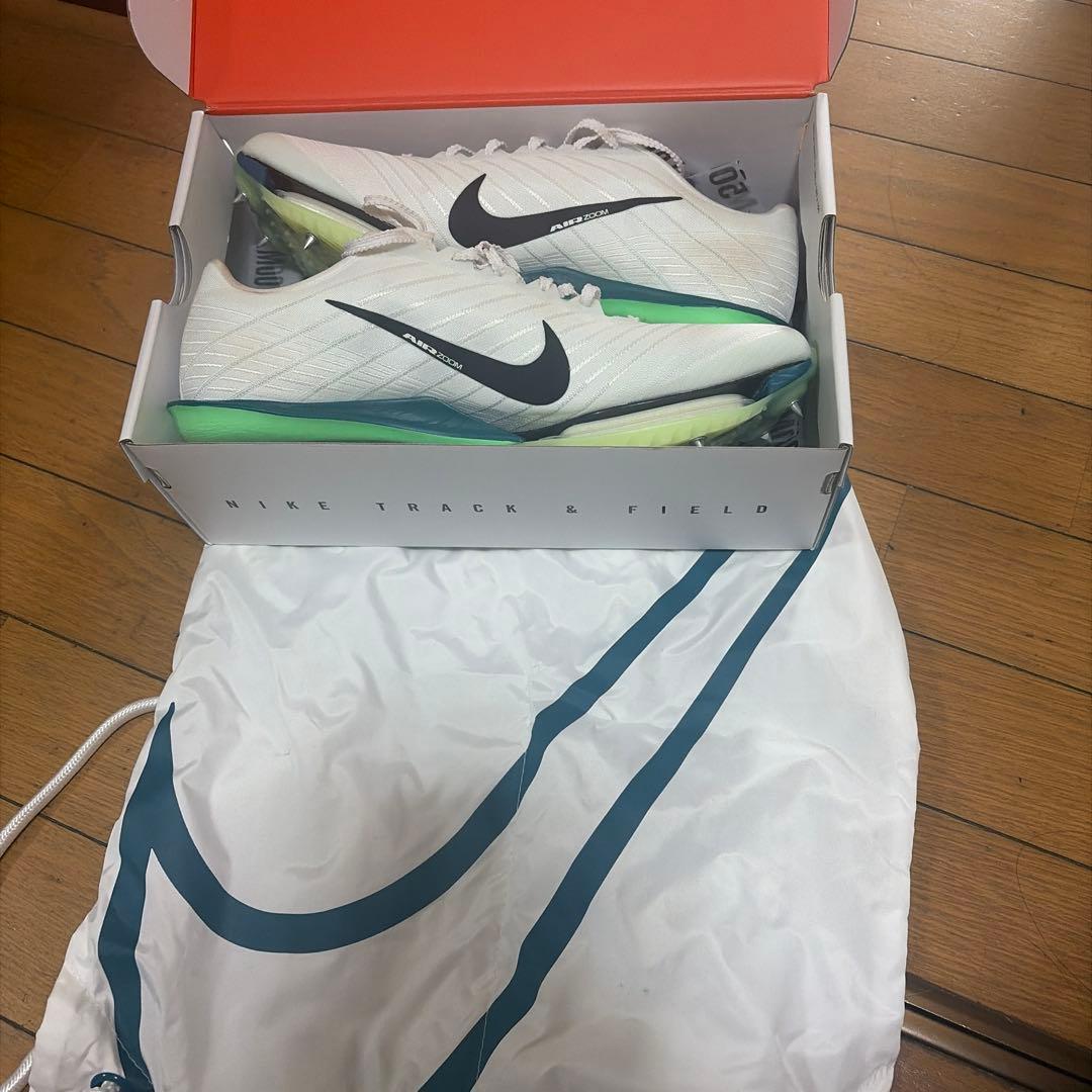 スパイク・シューズ tyu