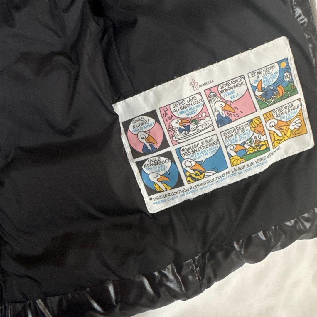 おしゃれキッズに♪モンクレール 130ダウンベスト☆ブラック