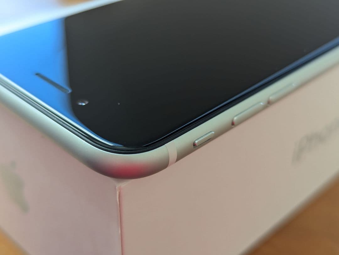 Apple iPhoneSE2 （第2世代）ホワイト 本体128GB