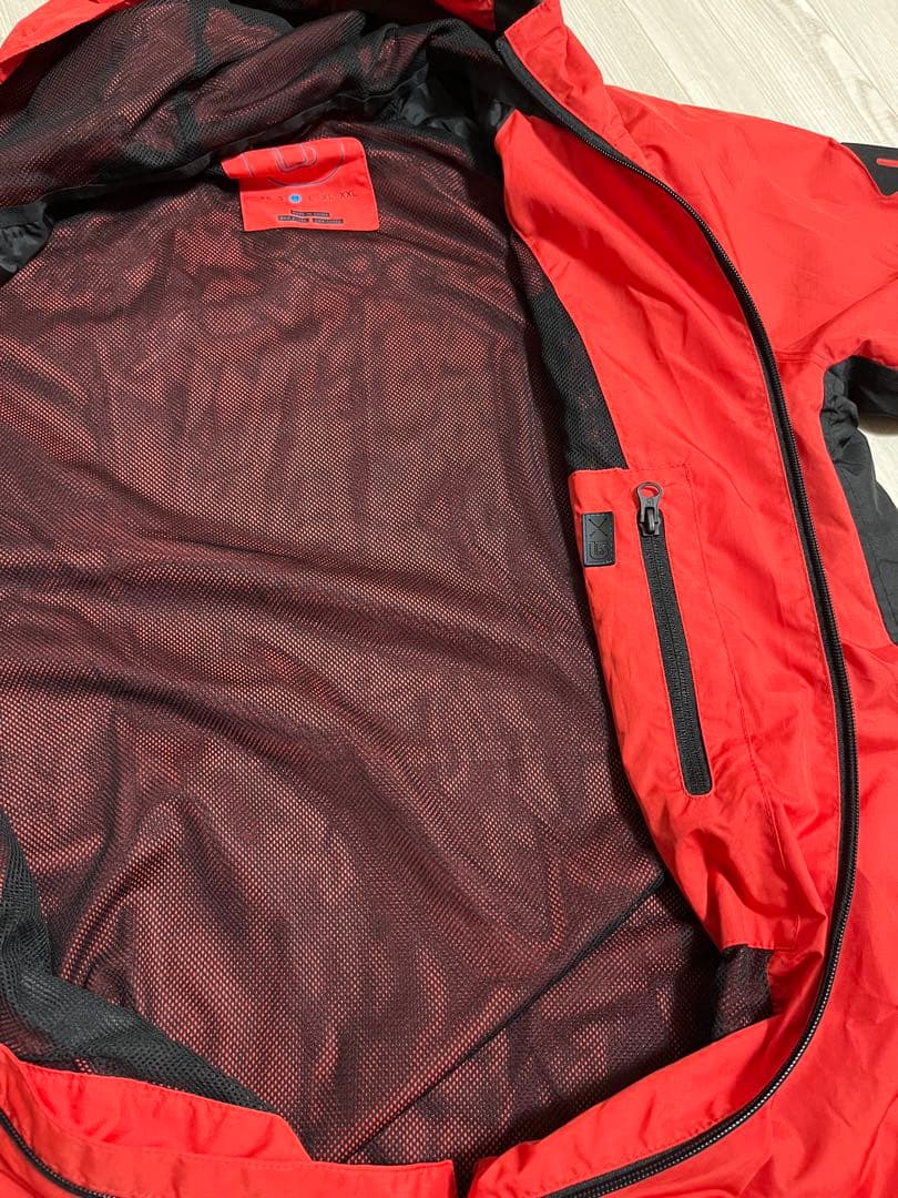 良品　バートン　アウター　M バートンアウター　スノーボードウェア　BURTON