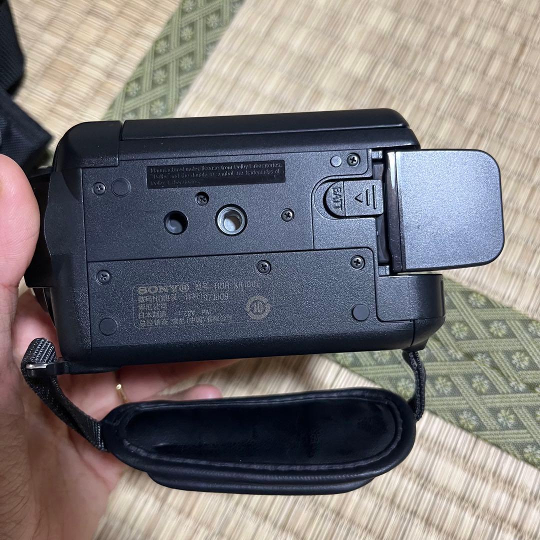 SONY HDR-XR100 ビデオカメラ 動作確認済み　付属品完備