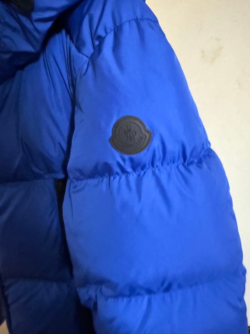 Moncler フード付きダウンジャケット 青　montcla サイズ1