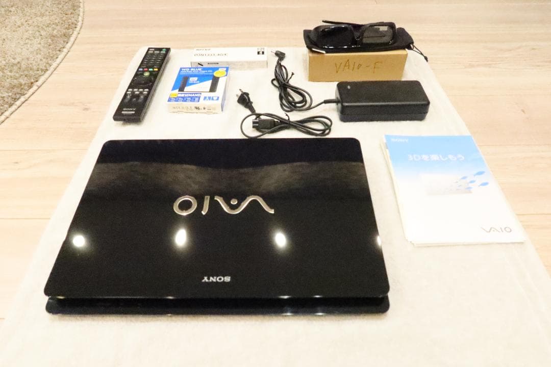 VAIO-F 2012春3Dモデル VPCF24AJ PCG-81313N 美品