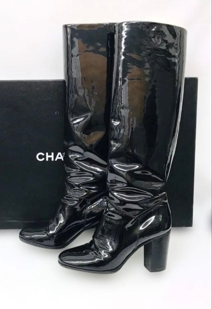 d*7様 CHANEL ブラック パテントレザーCCロゴロングブーツ36(23-