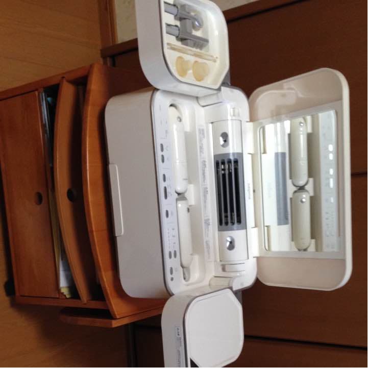 サキナビジュー(美顔器)