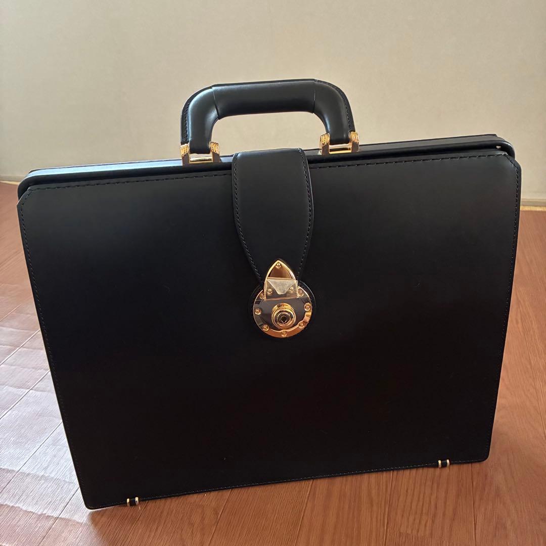 未使用 土屋鞄 ダレスバッグ Conffio 黒色