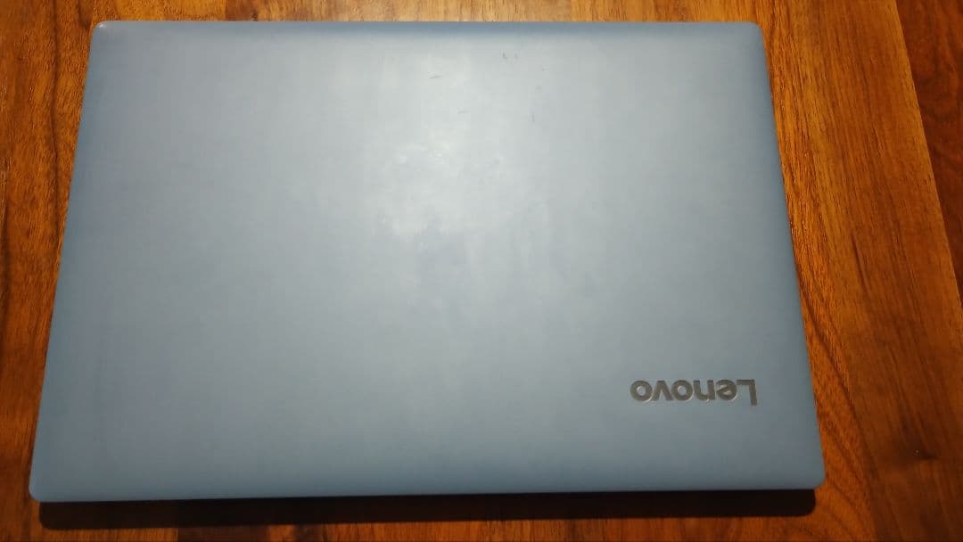 Lenovo ノートPC ライトブルー 本体