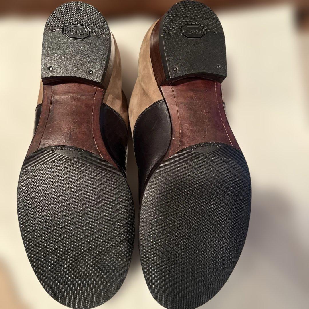 靴 forme Buttoned up shoes