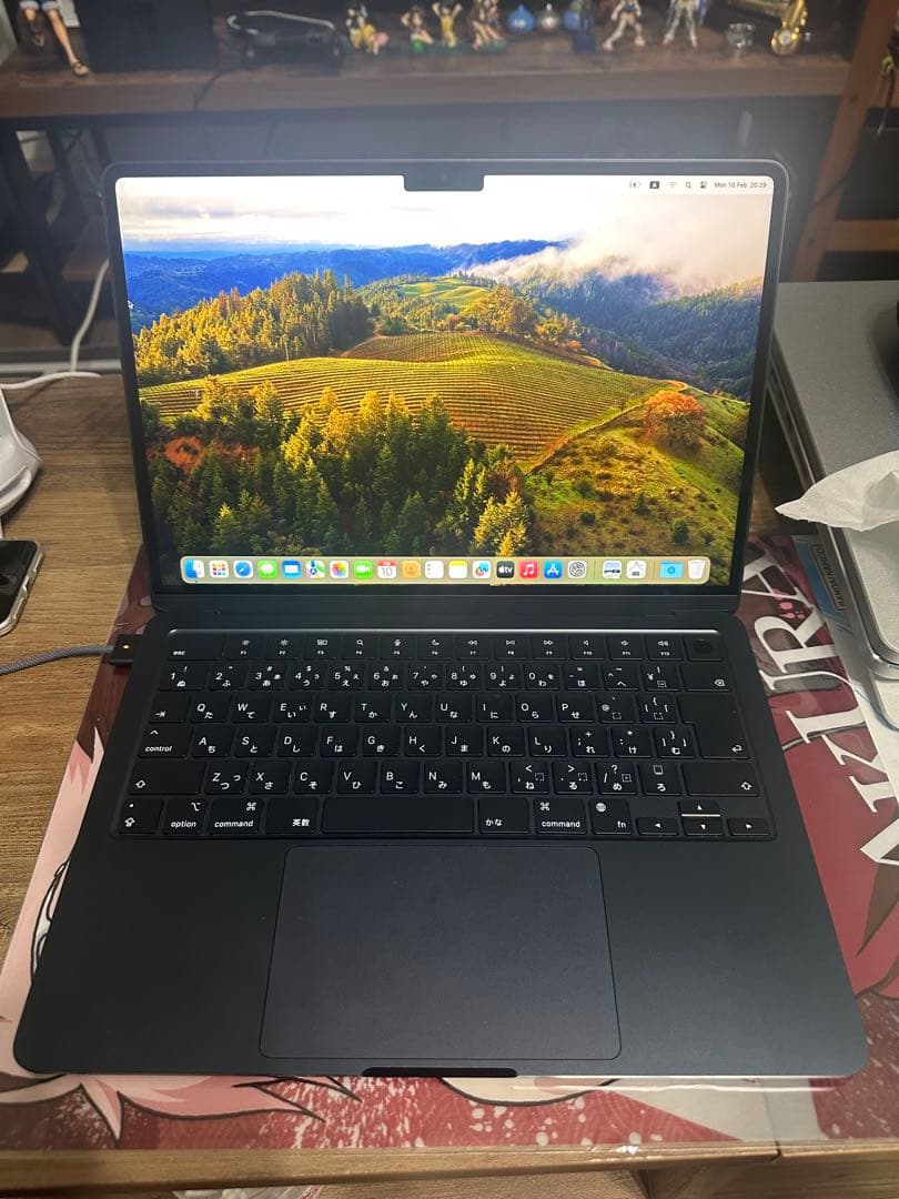 未使用に近い　バッテリー100%　MacBook Air M3 ミッド