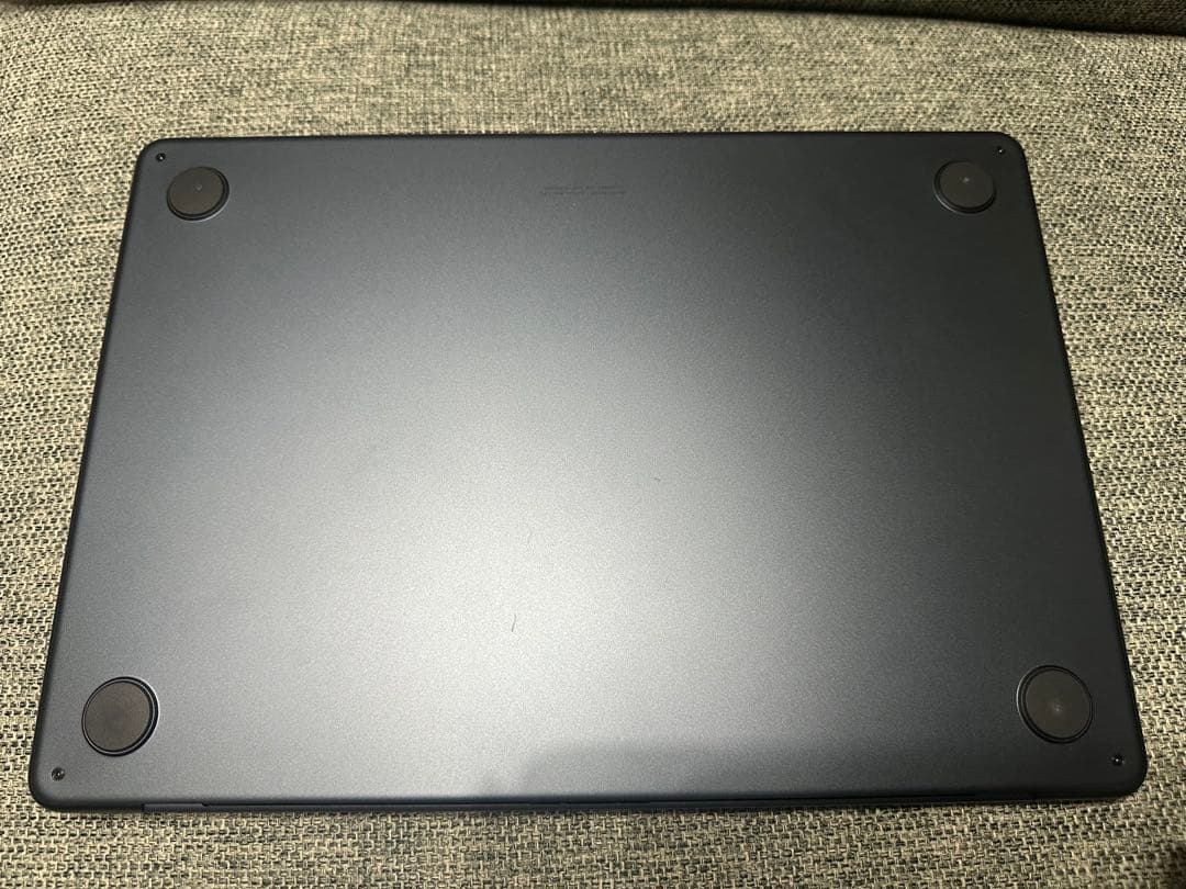 未使用に近い　バッテリー100%　MacBook Air M3 ミッド