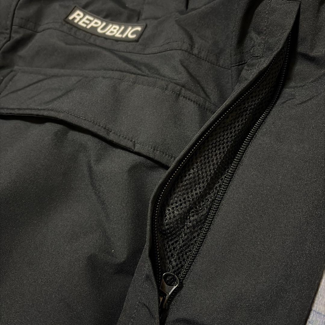 スノーボード REPUBLIC&CO NAUGHTY MOUNTAIN PARKA Black