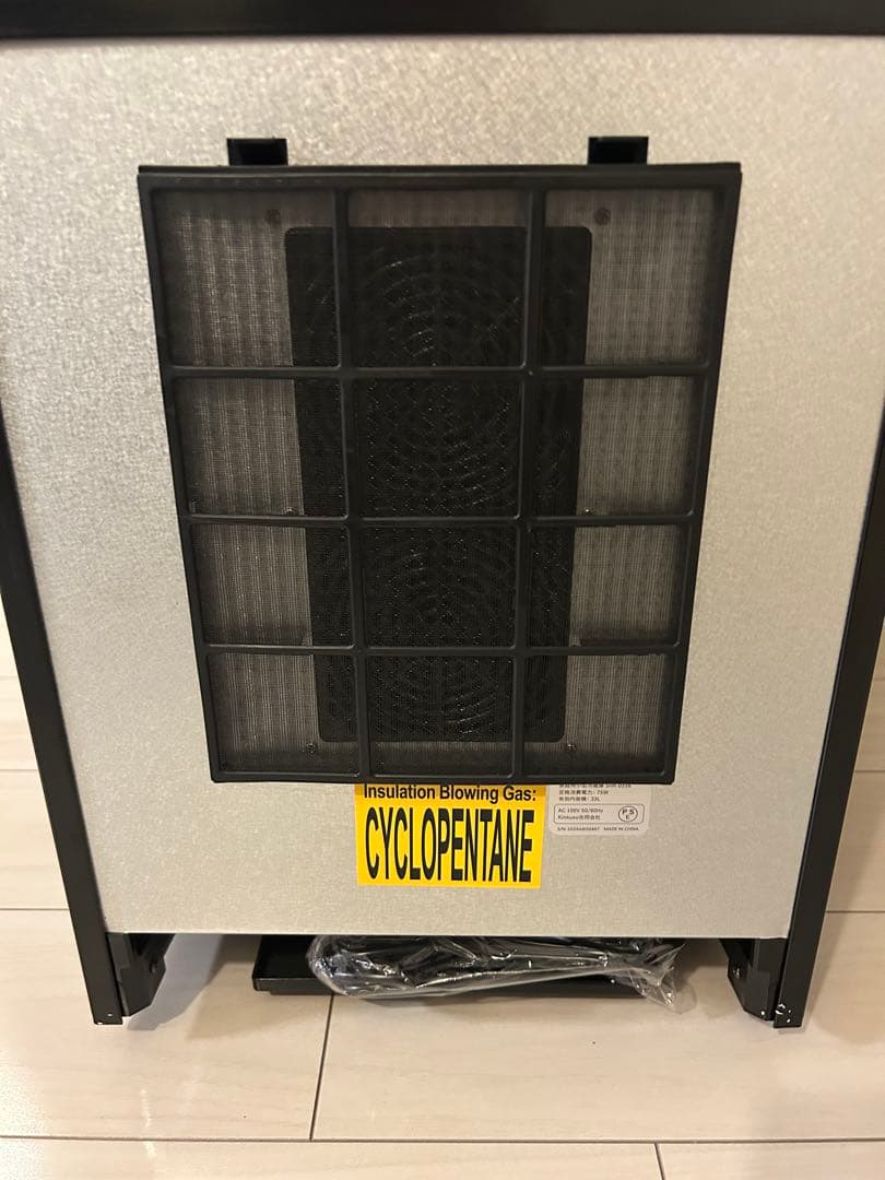 ミニ冷蔵庫 小型 33L オシャレ 静音 ペルチェ式 透明ガラスドア 右開き