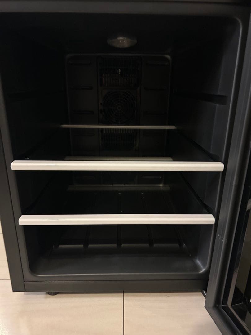 ミニ冷蔵庫 小型 33L オシャレ 静音 ペルチェ式 透明ガラスドア 右開き